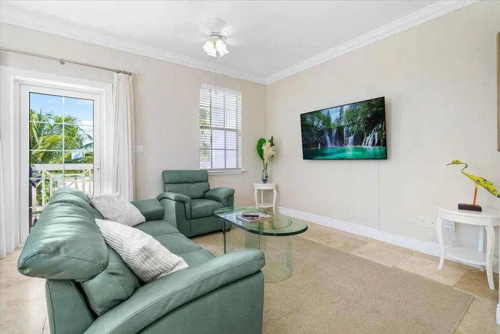 Квартира, 1216 м², 547 000$ — FAKTOR